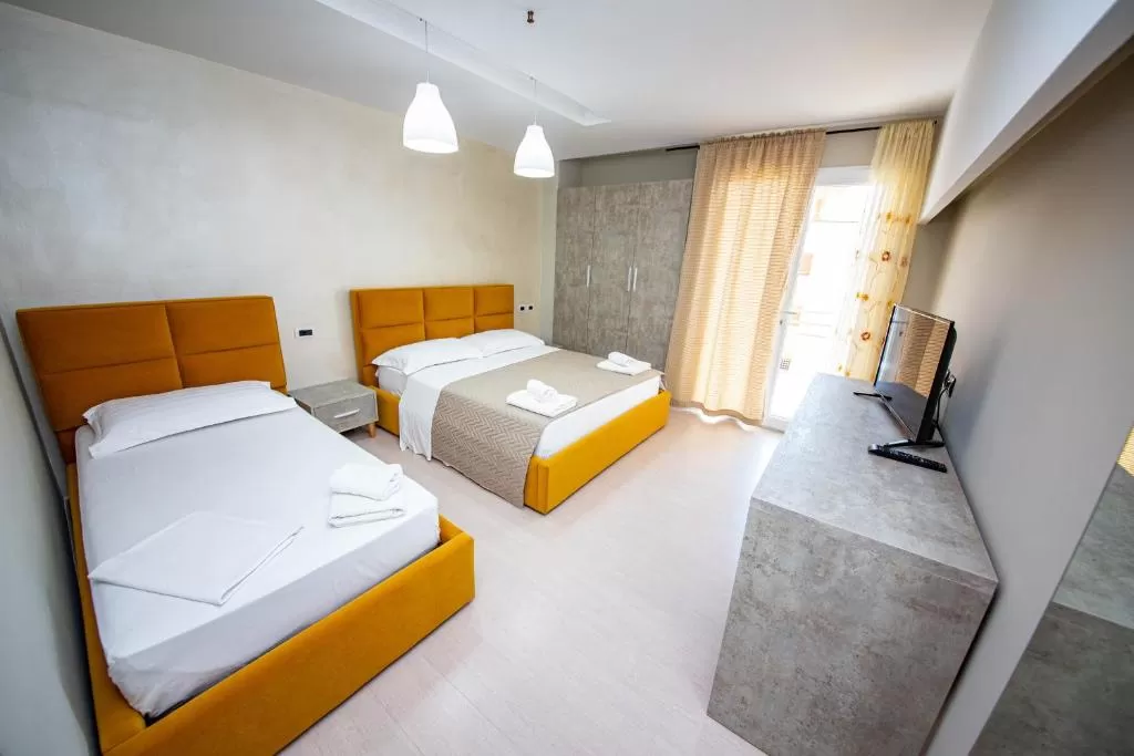 Miki 12 - STD TRPL 6.jpg